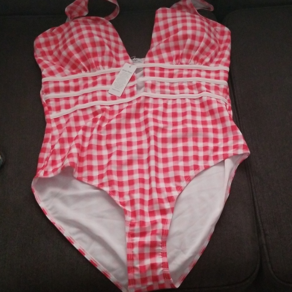Bathing suit